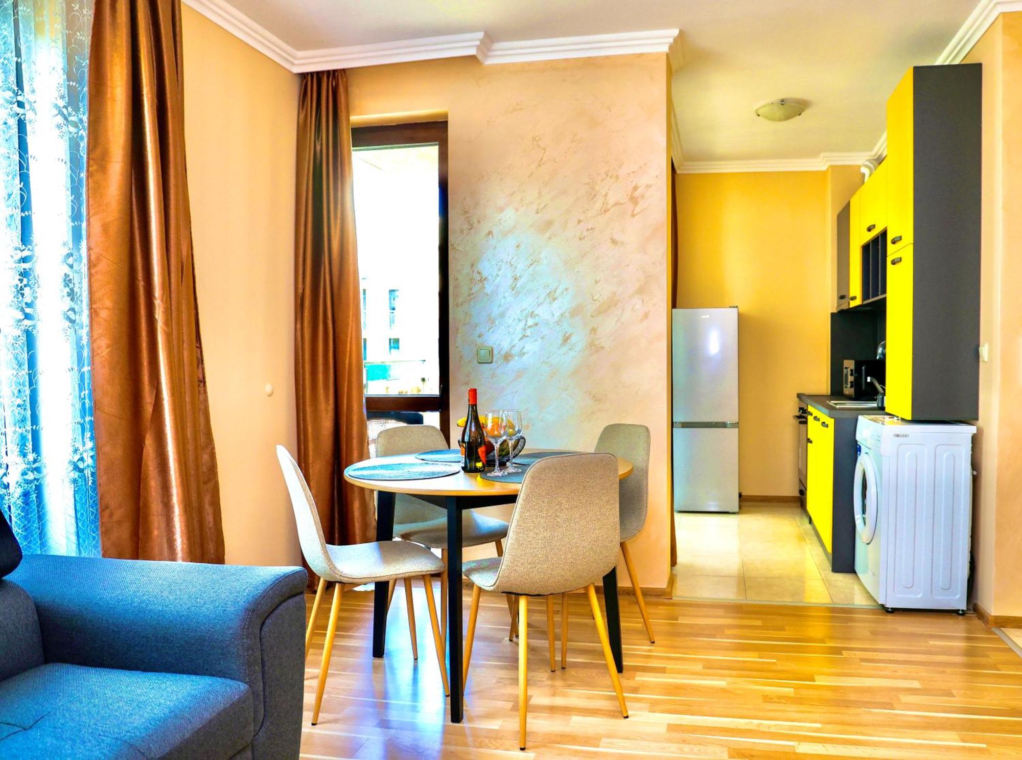Sea Sun Holiday Apartments Slântsjev Brjag Eksteriør bilde
