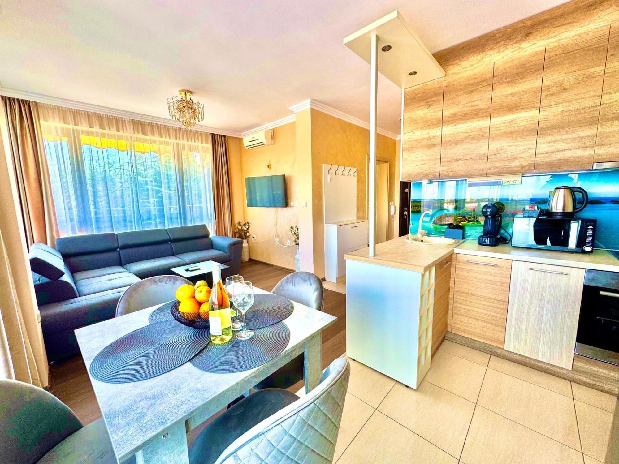 Sea Sun Holiday Apartments Slântsjev Brjag Eksteriør bilde